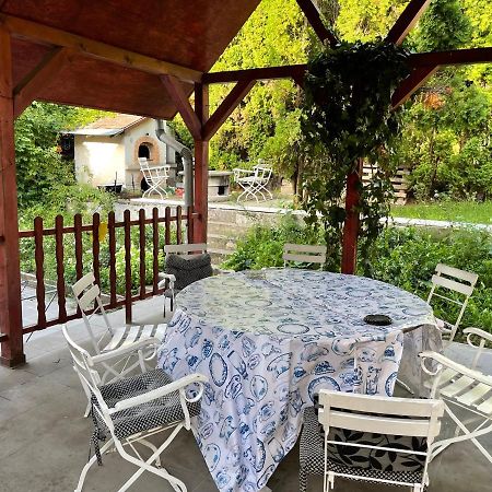 Szimpla Vendeghaz Hotel Miskolc Bagian luar foto