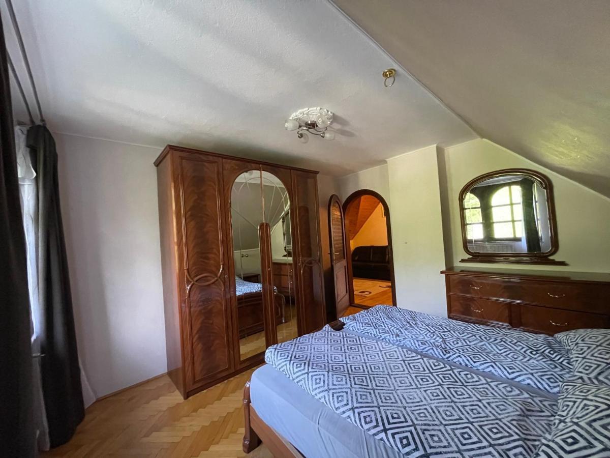 Szimpla Vendeghaz Hotel Miskolc Bagian luar foto