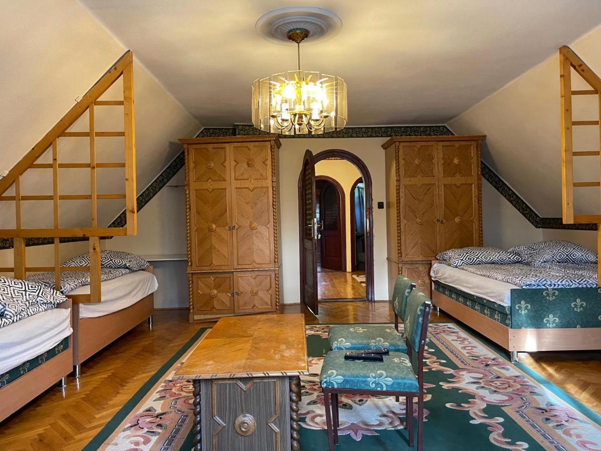 Szimpla Vendeghaz Hotel Miskolc Bagian luar foto